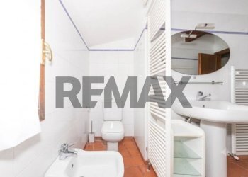 Bagno - Quadrilocale Via Francesco Petrarca
 
8, Figline e Incisa Valdarno - foto 17