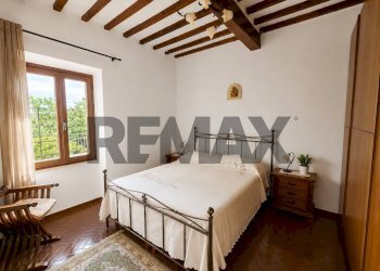Camera / camera da letto - Four-room apartment Via 1 maggio
 
21, Bucine - photo 5