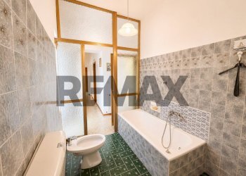 Bagno - Four-room apartment Via 1 maggio
 
21, Bucine - photo 8