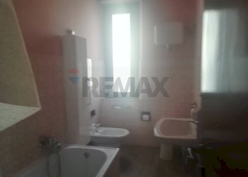Bagno - Three-room apartment Via Arezzo
49, Perugia - photo 25