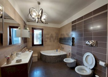 Bagno - Three-room apartment Via Antonio Vivaldi
 
snc, Orta di Atella - photo 16
