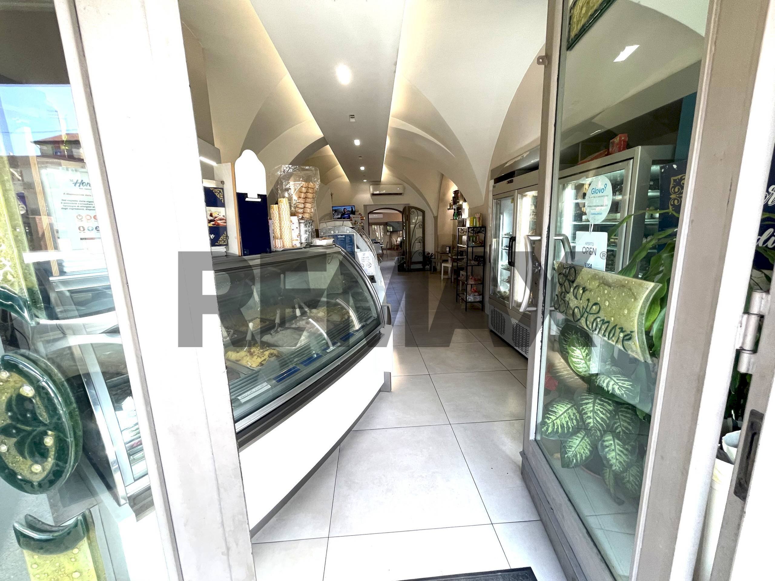 Parcheggio - Attività Commerciale VIALE DON LUIGI STURZO
112, Giarre - foto 2