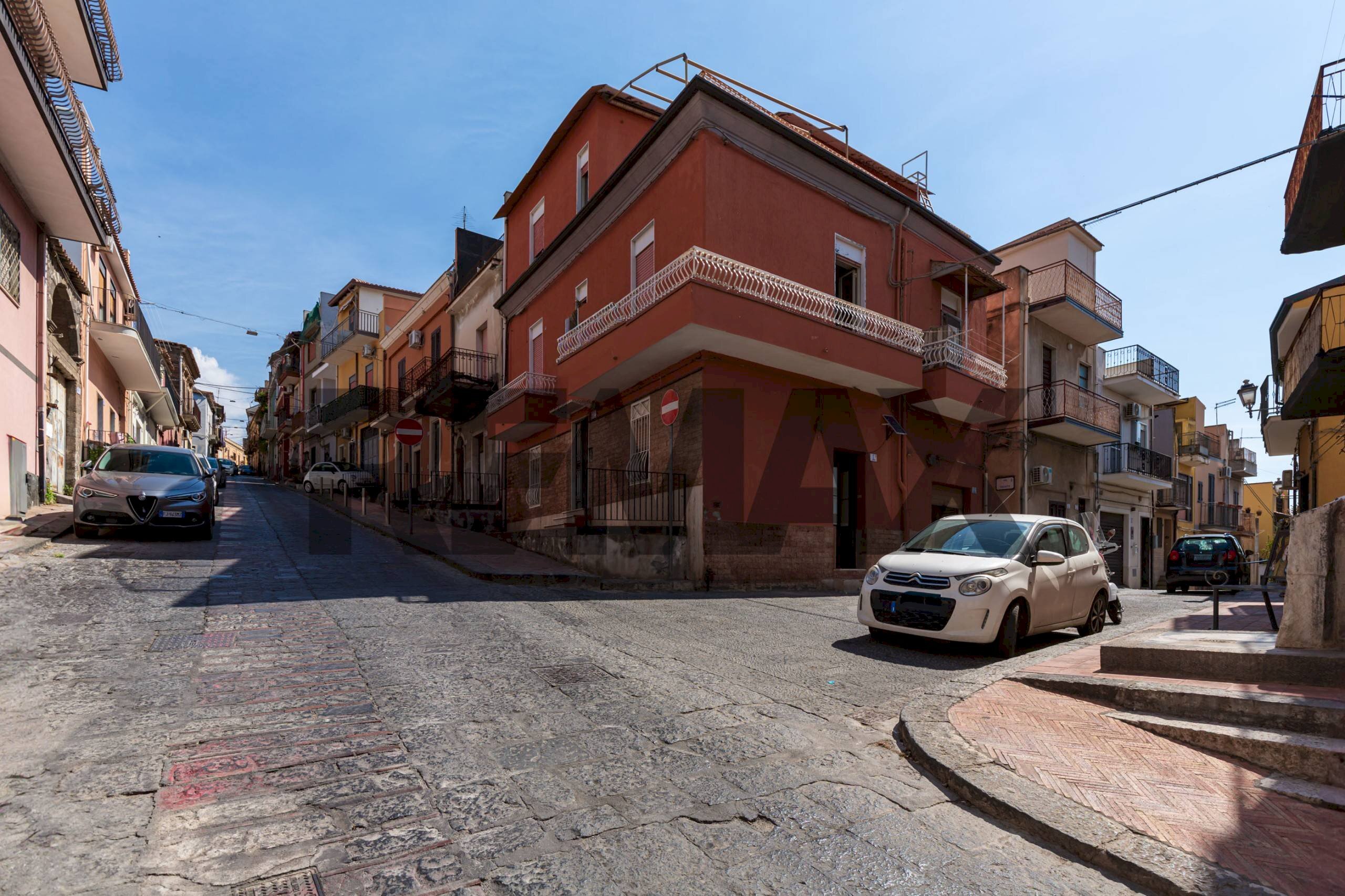 Edificio all\'aperto - Casa indipendente Via Vittorio Emanuele
227, Motta Sant'Anastasia - foto 3