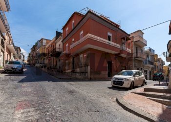 Edificio all\'aperto - Casa indipendente Via Vittorio Emanuele
 
227, Motta Sant'Anastasia - foto 3