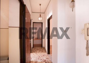 Hall / corridoio - Casa indipendente Via Vittorio Emanuele
 
227, Motta Sant'Anastasia - foto 11