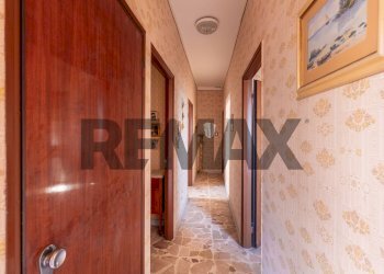Hall / corridoio - Casa indipendente Via Vittorio Emanuele
 
227, Motta Sant'Anastasia - foto 33