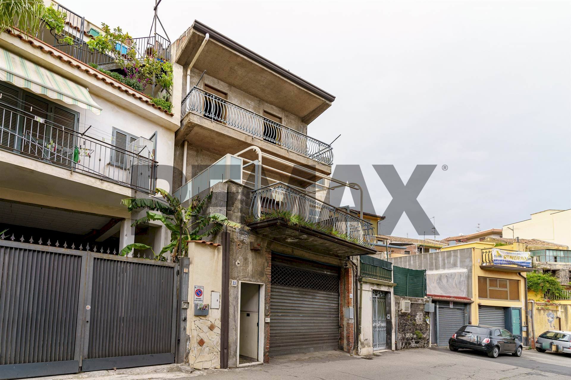Edificio all\'aperto - Apartment via acicastello
 
33, Aci Castello - photo 1