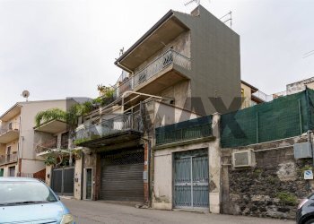 Edificio all\'aperto - Apartment via acicastello
 
33, Aci Castello - photo 2