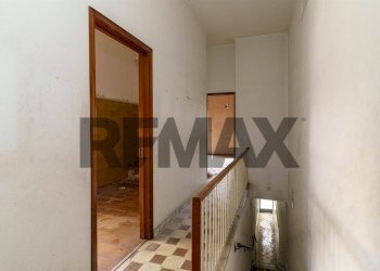 Hall / corridoio - Apartment via acicastello
 
33, Aci Castello - photo 14