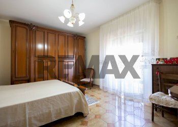 Camera / camera da letto - Quadrilocale Via San Giuseppe
 
82, Mascali - foto 6