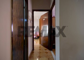 Hall / corridoio - Quadrilocale Via San Giuseppe
 
82, Mascali - foto 16