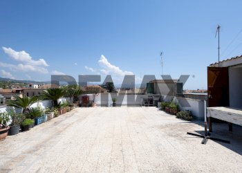 Terrazza - Quadrilocale Via San Giuseppe
 
82, Mascali - foto 22