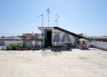 Terrazza - Quadrilocale Via San Giuseppe
 
82, Mascali - foto 23