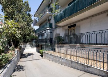 Edificio all\'aperto - Quadrilocale Via San Giuseppe
 
82, Mascali - foto 25