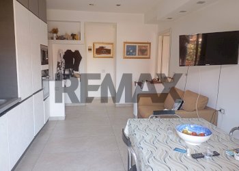 Sala da pranzo - Apartment via Domenico Tempio
 
5, Aci Castello - photo 2