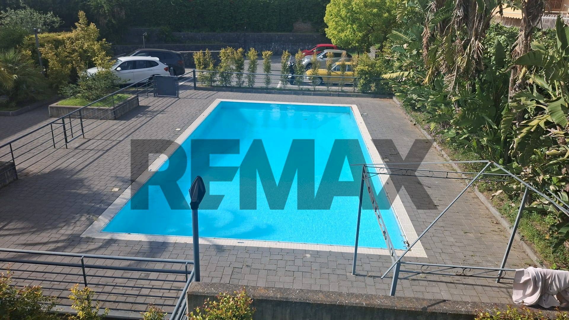 Piscina - Appartamento via Cardinale Giuseppe Francicanava
 
6, Sant'Agata Li Battiati - foto 1