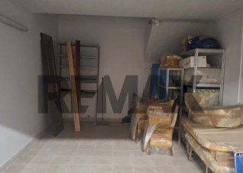 Dispensa di stoccaggio - Appartamento via Cardinale Giuseppe Francicanava
 
6, Sant'Agata Li Battiati - foto 3