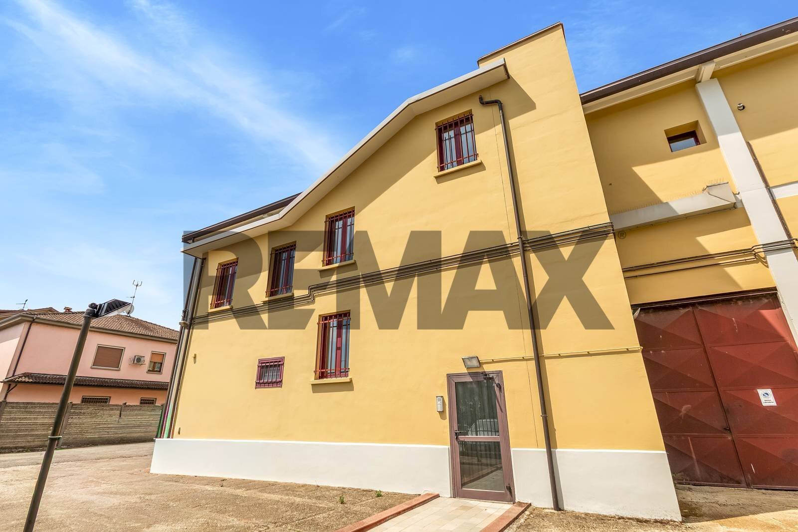 Terrazza - Office via aldo moro
 
5, San Martino Siccomario - photo 1