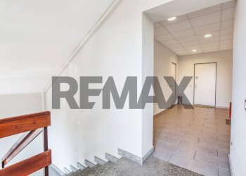 Scale - Office via aldo moro
5, San Martino Siccomario - photo 18