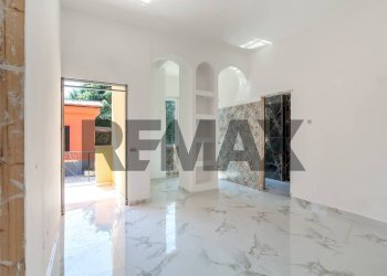 Stanza vuota - Trilocale via circonvallazione
 
16, Siziano - foto 2