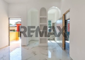 Stanza vuota - Trilocale via circonvallazione
 
16, Siziano - foto 4