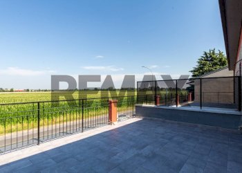 Terrazza - Trilocale VIA CIRCONVALLAZIONE
 
16, Siziano - foto 12