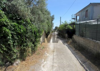 Giardino - Terreno agricolo via salafia
 
s.n.c., Melilli - foto 48
