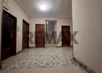 Hall / corridoio - Apartment via XIV ottobre
 
85, Augusta - photo 4