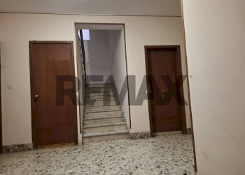 Scale - Apartment via XIV ottobre
 
85, Augusta - photo 5