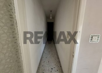 Hall / corridoio - Apartment via XIV ottobre
 
85, Augusta - photo 12