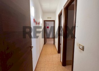 Hall / corridoio - Three-room apartment Via Marianna Missale
 
1, Melilli - photo 6