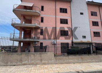 Edificio all\'aperto - Three-room apartment Via Marianna Missale
 
1, Melilli - photo 13