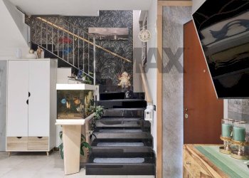 Scale - Villa Bifamiliare via Colle Puoti
 
48, Santa Maria a Vico - foto 12