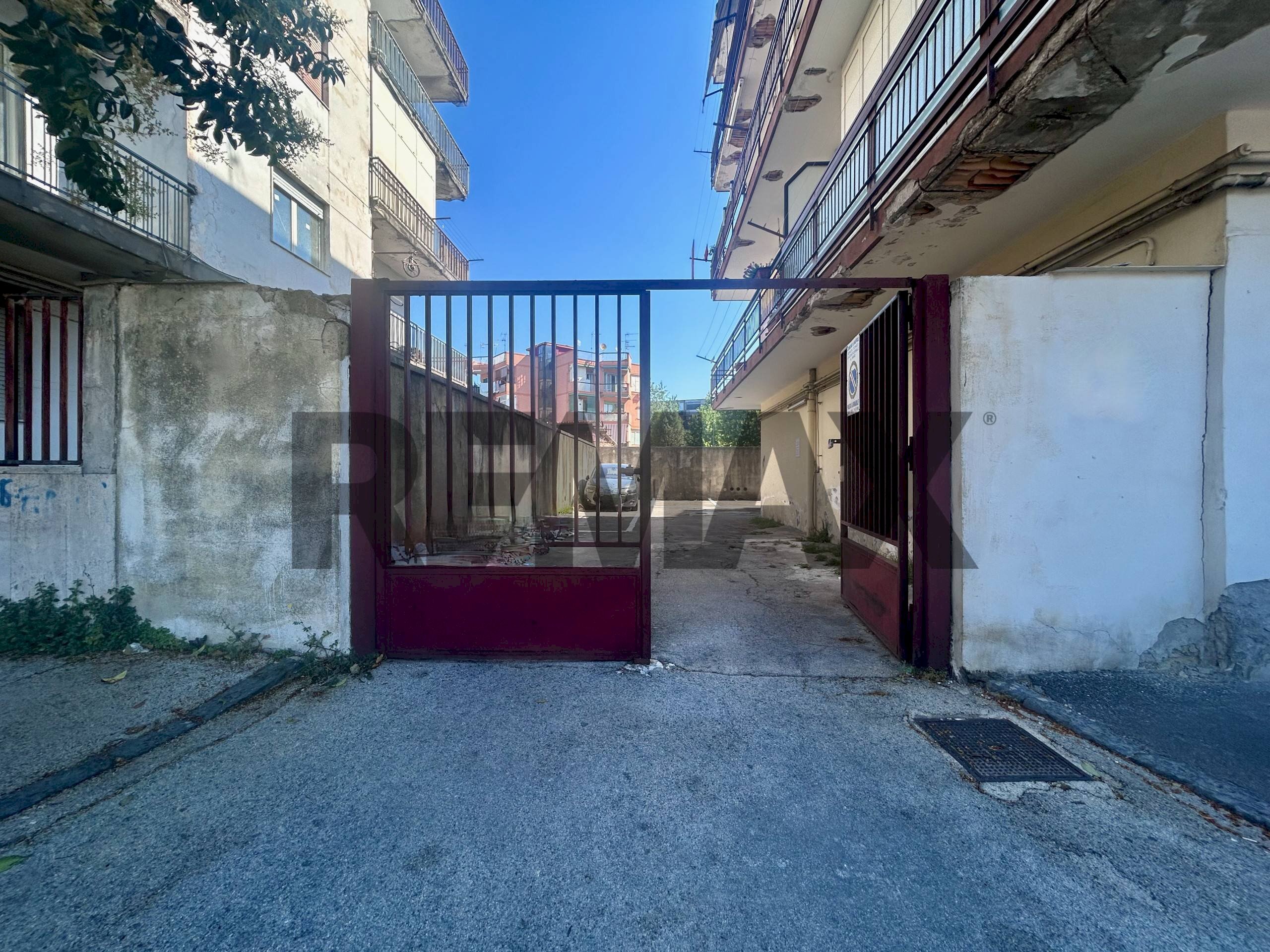 Edificio all\'aperto - Commercial Premises Traversa Iv Cupa Capodichino
58, Napoli - photo 2