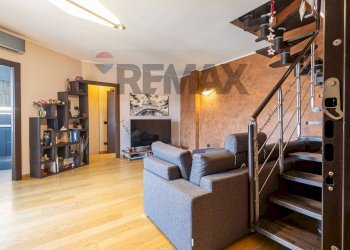 Soggiorno - Four-room apartment via guglielmo marconi
 
7, Sovico - photo 2