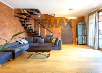 Soggiorno - Four-room apartment via guglielmo marconi
 
7, Sovico - photo 4