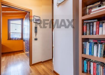 Hall / corridoio - Four-room apartment via guglielmo marconi
 
7, Sovico - photo 15