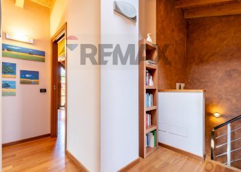 Hall / corridoio - Four-room apartment via guglielmo marconi
 
7, Sovico - photo 21