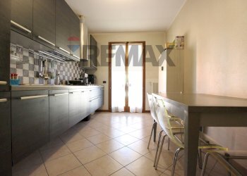 Cucina - Appartamento Via Galileo Galilei
 
8, Paladina - foto 15
