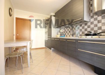 Cucina - Appartamento Via Galileo Galilei
 
8, Paladina - foto 16