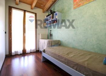 Camera / camera da letto - Appartamento Via Galileo Galilei
 
8, Paladina - foto 28