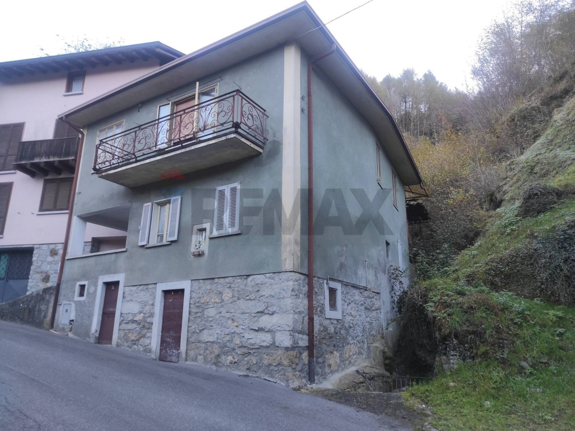 Edificio all\'aperto - Casa semi indipendente Via Campolaro
 
8, Bienno - foto 3