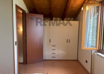 Camera / camera da letto - Casa semi indipendente via palma al vecchio
9, Fonteno - foto 16