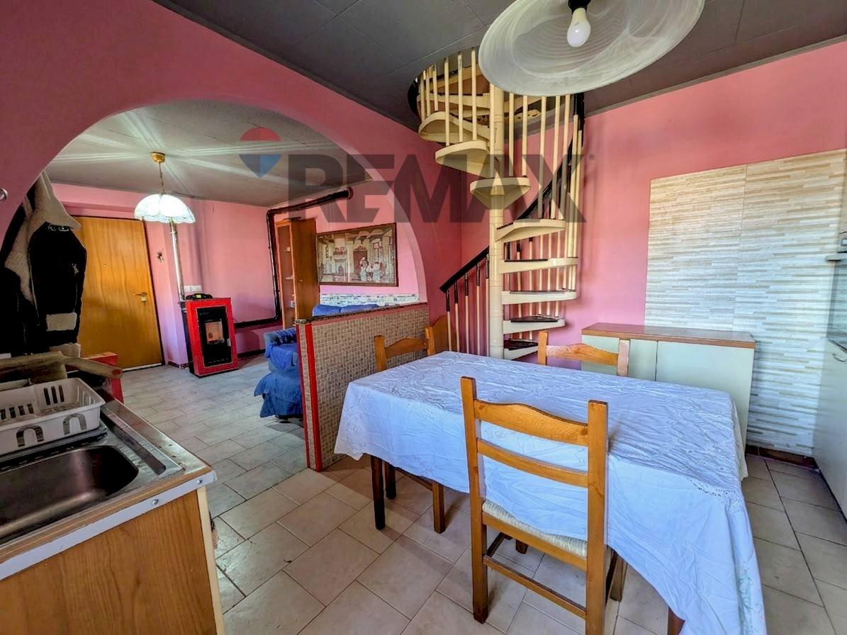 Sala da pranzo - Casa semi indipendente Via Alessandro Volta
6, Darfo Boario Terme - foto 3