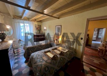 Camera / camera da letto - Stabile - Palazzo piazza Vittorio Veneto
 
7, Brembate di Sopra - foto 14