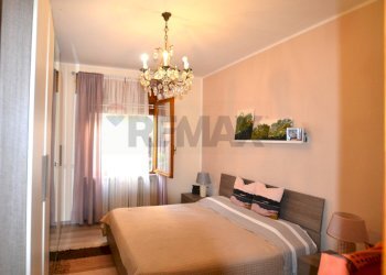Camera / camera da letto - Villa via Ottoboni
 
37, Lovere - foto 18