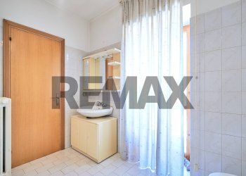 Bagno - Semi-detached house Via Sant'Antonio
 
46, Ari - photo 33
