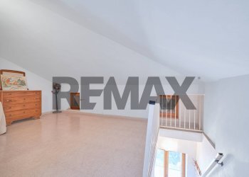 Stanza vuota - Semi-detached house Via Sant'Antonio
 
46, Ari - photo 38