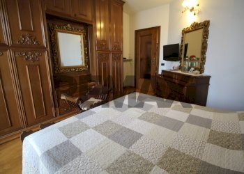 Camera / camera da letto - Villa VIA CONVENTO
 
10, Almenno San Salvatore - foto 34