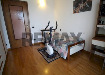 Camera / camera da letto - Villa VIA CONVENTO
 
10, Almenno San Salvatore - foto 43